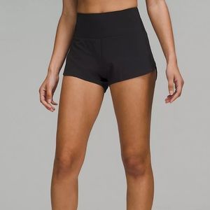 NWT Speed Up High-Rise Lined Short 2.5" - size 4